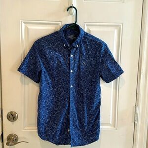 Summer short sleeve blue button up!
